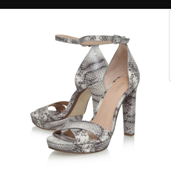 MICHAEL Michael Kors Shoes - 💃Michael Kors Ankle strap heels